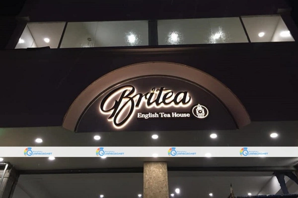 bảng hiệu cafe bằng mica