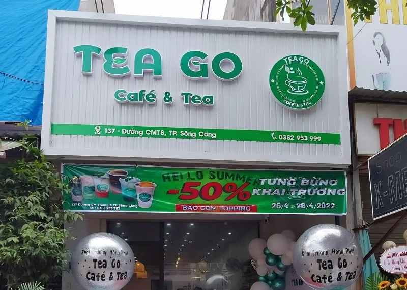 Bảng hiệu quán trà sữa Teago