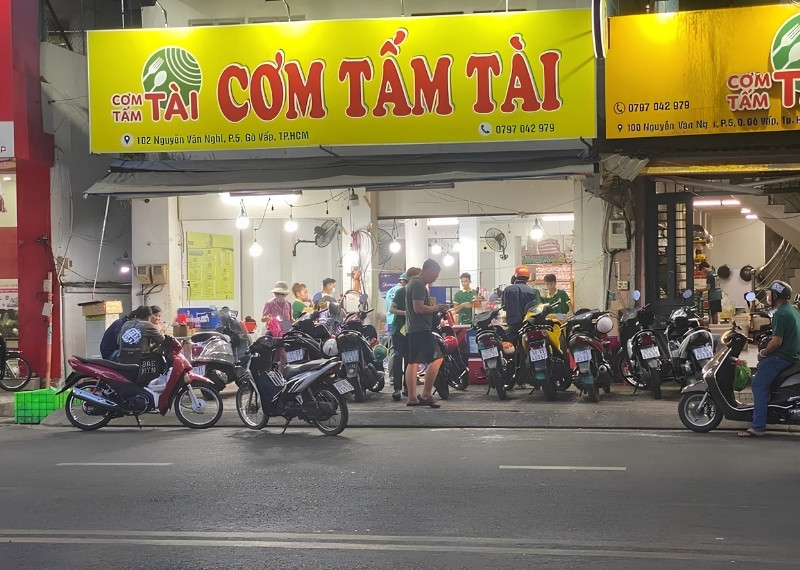 Bảng hiệu cơm tấm bằng bạt Hiflex