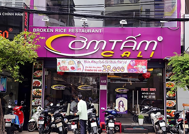 Bảng hiệu cơm tấm Cali