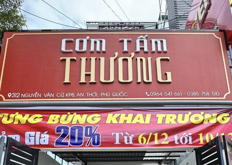 Bảng hiệu cơm tấm Thương