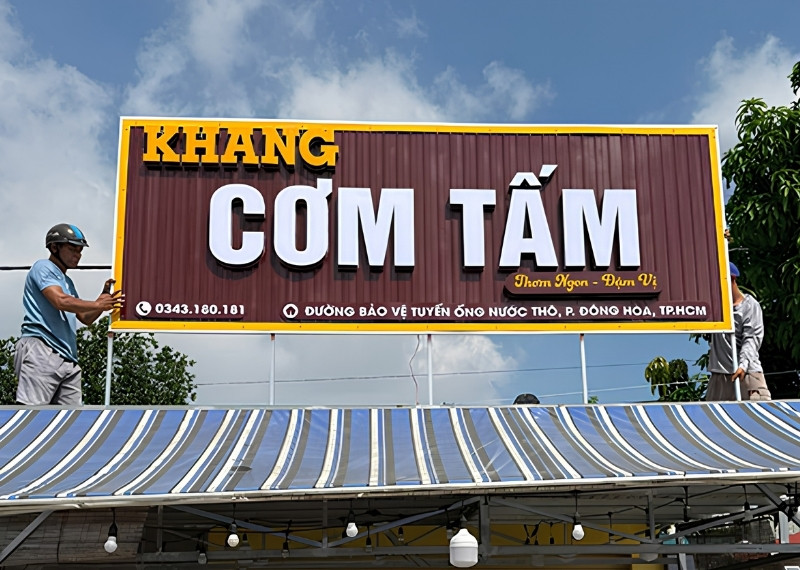 Bảng hiệu Khang cơm tấm