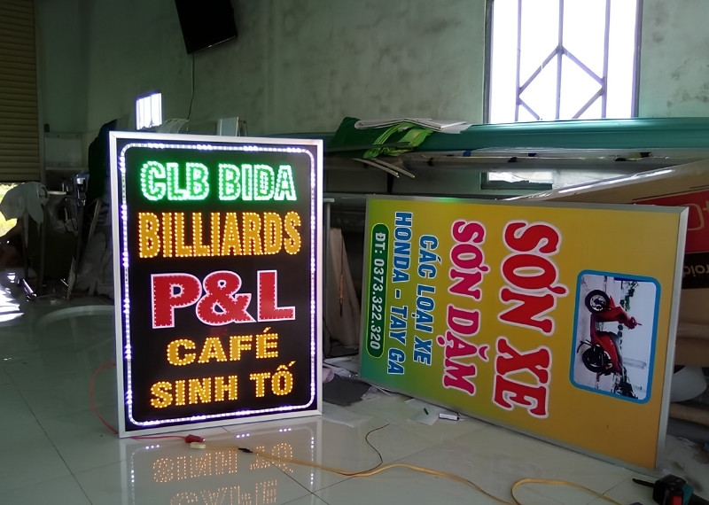 Hộp đèn bida vẫy