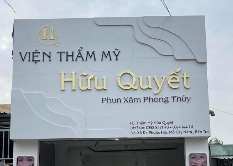 Bảng hiệu phun xăm Hữu Quyết