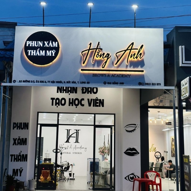 Mẫu bảng hiệu phun xăm kết hợp LED