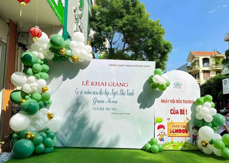 Backdrop khai giảng mầm non Green Home