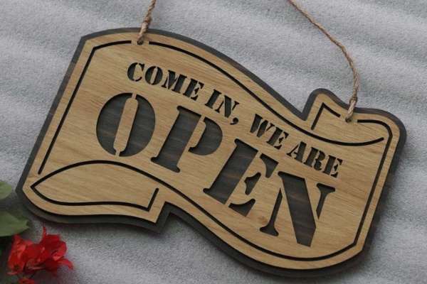 Bảng open close bằng gỗ