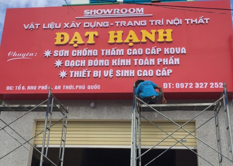 Bảng hiệu công ty xây dựng Alu chữ nổi