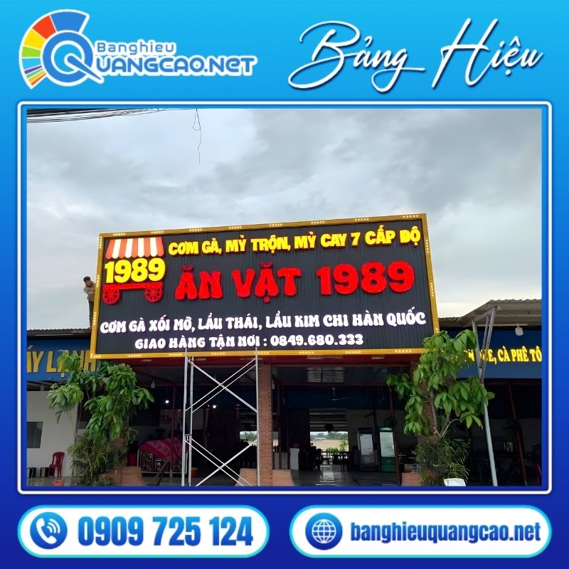Bảng hiệu ăn vặt