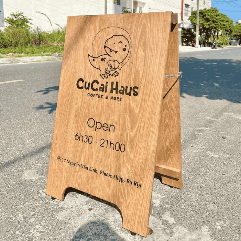 Bảng hiệu cafe mang đi bằng gỗ