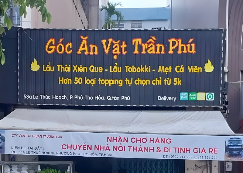 Bảng hiệu góc ăn vặt Trần Phú