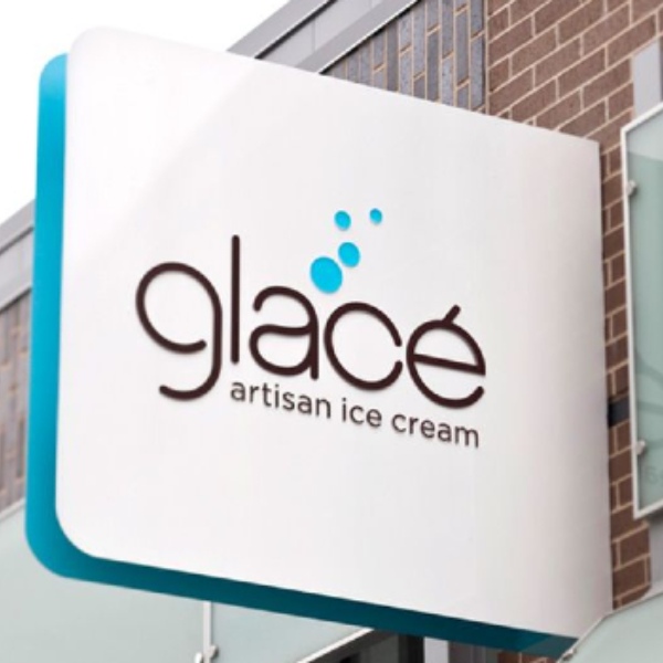 Bảng hiệu kem tươi hộp đèn Glace