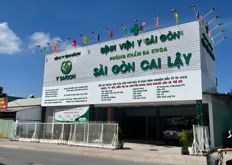 Bảng hiệu bệnh viện Sài Gòn Cai Lậy