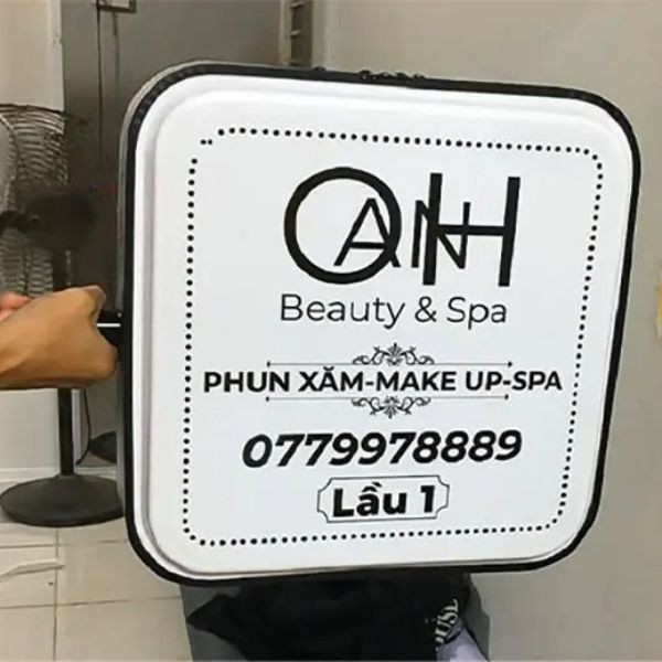 Biển vẫy phun xăm makeup