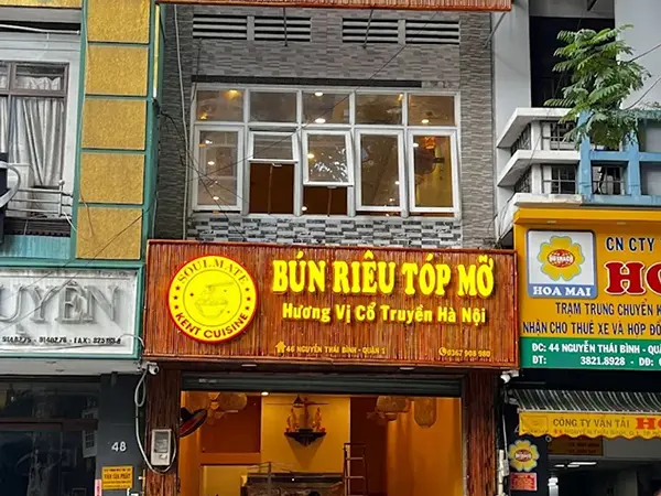 bảng hiệu bún riêu cua