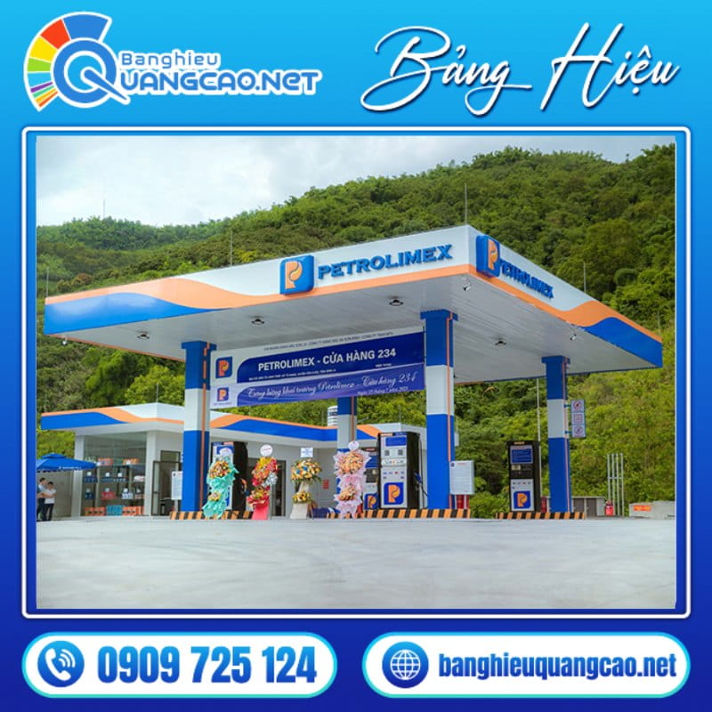 Bảng hiệu cây xăng