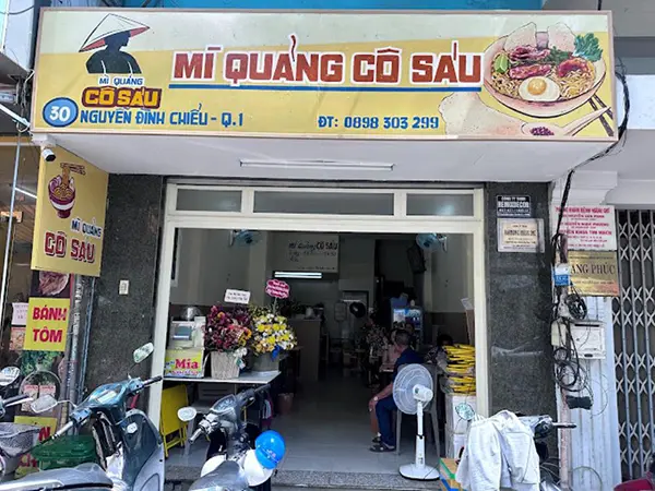 bảng hiệu mì quảng
