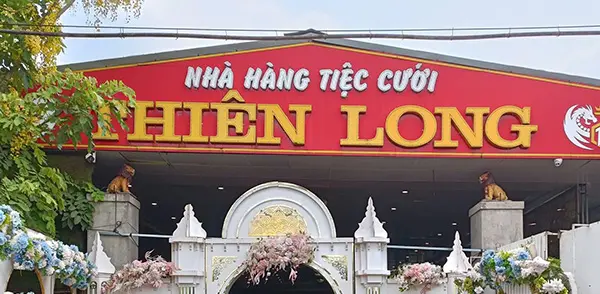 bảng hiệu nhà hàng tiệc cưới