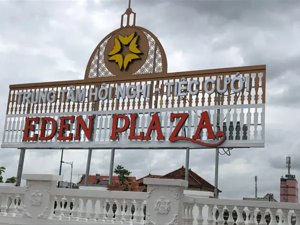 bảng hiệu nhà hàng tiệc cưới