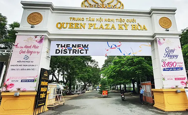 bảng hiệu trung tâm tiệc cưới