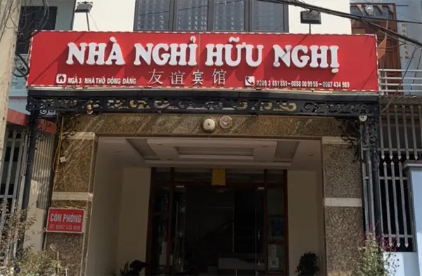 bảng hiệu nhà nghỉ