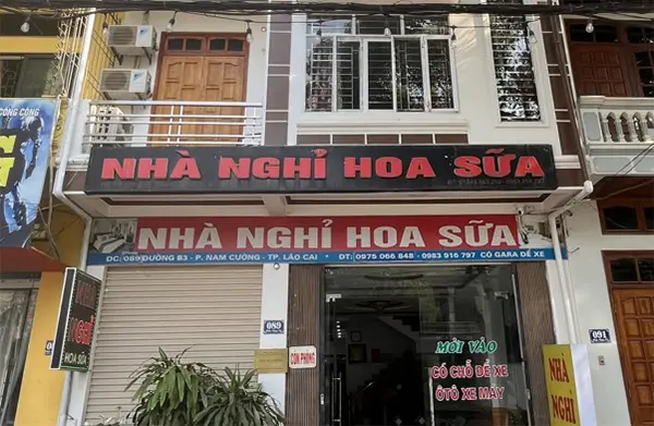 bảng hiệu nhà nghỉ
