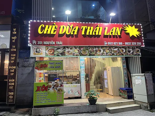 bảng hiệu quán chè