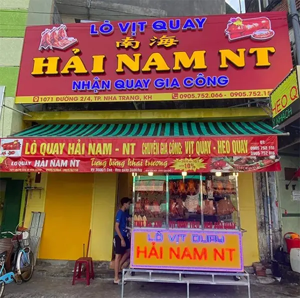 bảng hiệu tiệm vịt quay