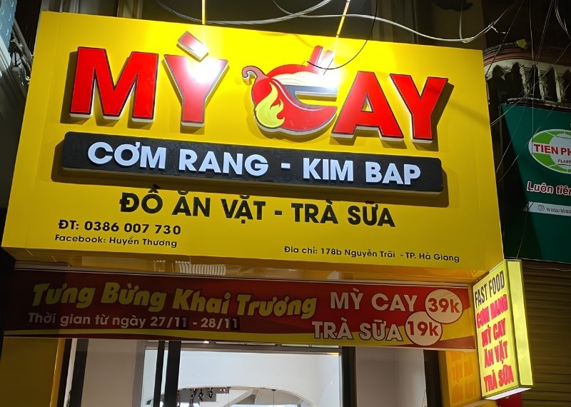bảng hiệu quán Mì Cay