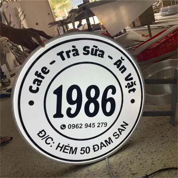 biển vẫy tròn trà sữa