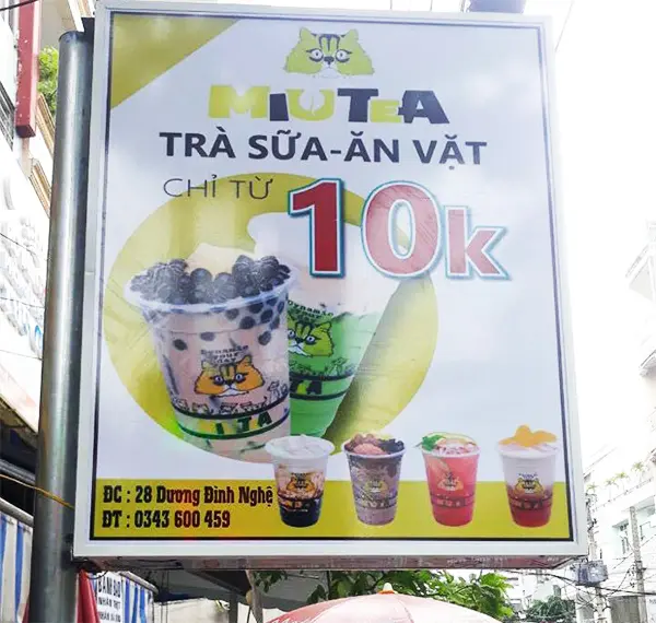 biển vẫy vuông trà sữa 