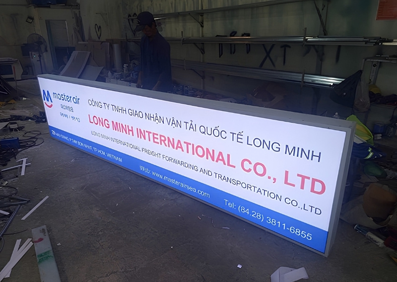 Hộp đèn bạt công ty vận tải Long Minh