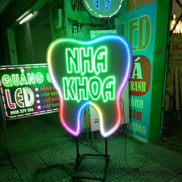biển vẫy led