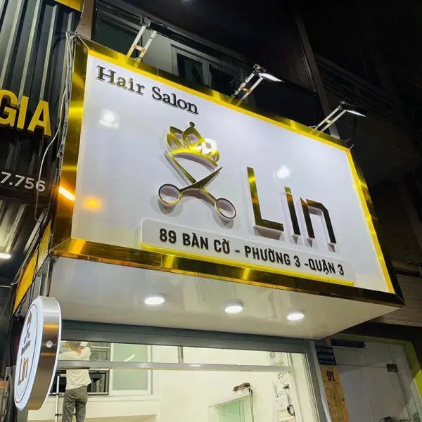 chữ nổi alu gương vàng