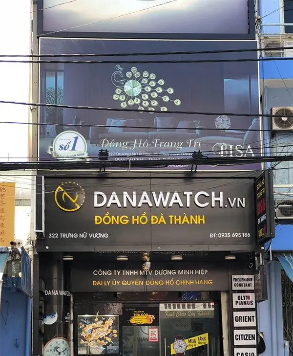 bảng hiệu cửa hàng đồng hồ