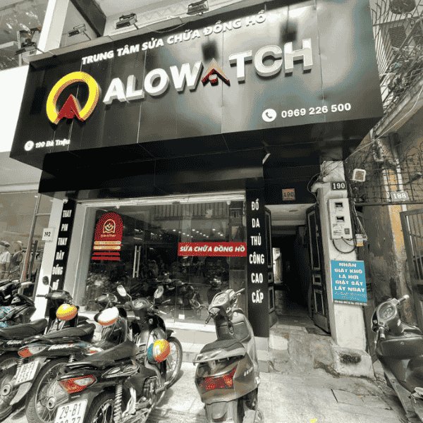 bảng hiệu đồng hồ alu chữ nổi mica