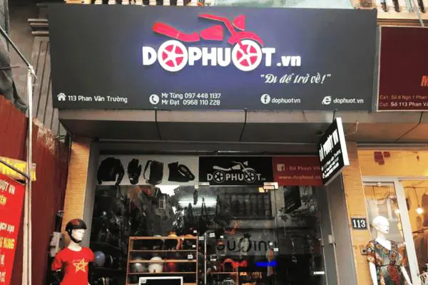 bảng hiệu shop nón bảo hiểm