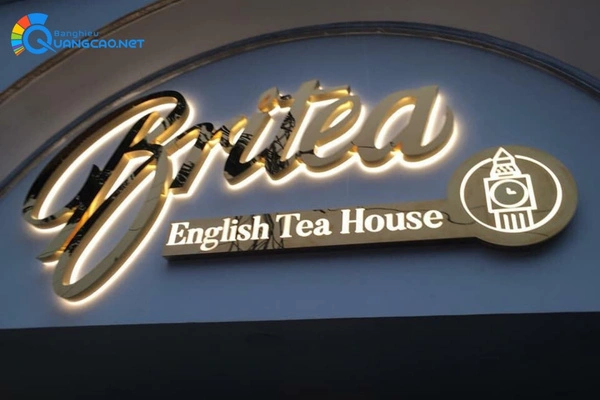 Bảng hiệu Inox chữ nổi ấn tượng