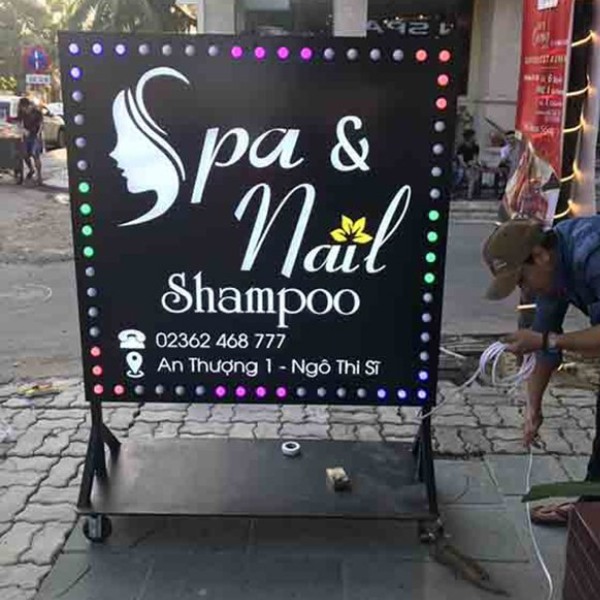Biển vẫy alu âm bản Shampoo