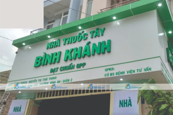 Bảng hiệu bằng Alu