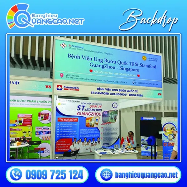 Backdrop gia hàng hội chợ