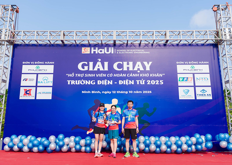 Backdrop giải chạy hổ trợ sinh viên có hoàn cảnh khó khăn