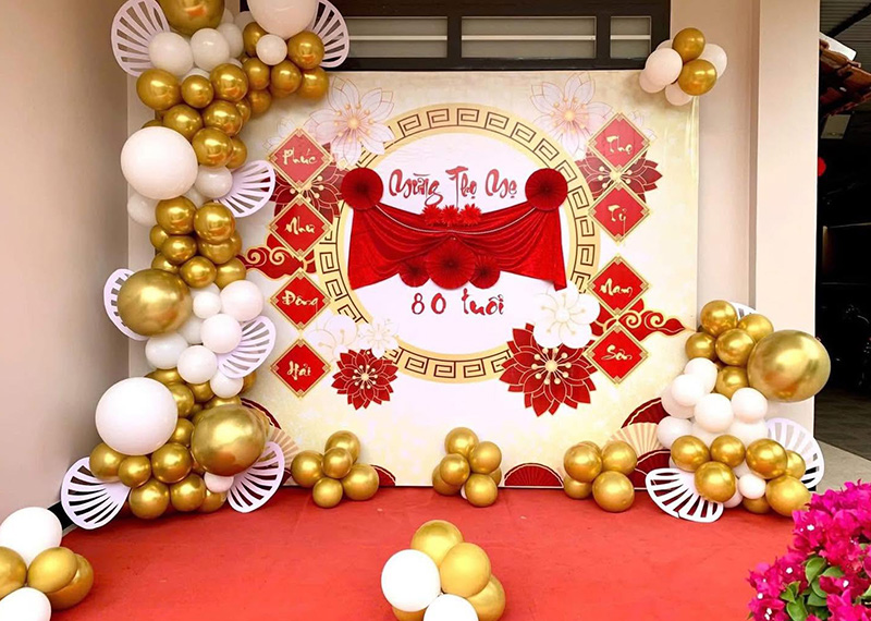 Bạcdrop mừng thọ 80 tuổi ấn tượng