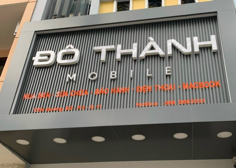 Bảng hiệu chữ nổi nền tôn sóng