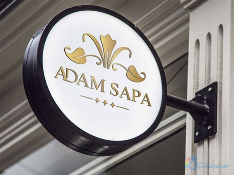 Biển vẫy hotel Adam Sapa