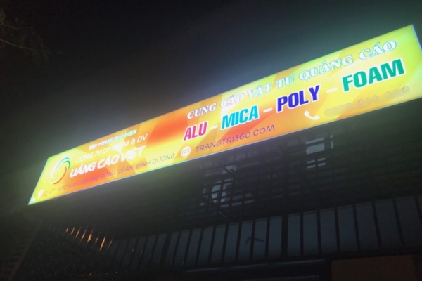 Hộp đèn bạt Hiflex