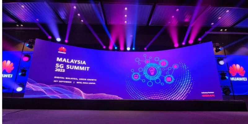 Backdrop lễ ra mắt sản phẩm của Hauwei