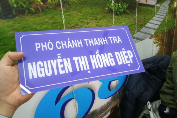 Biển phòng ban bằng Mica