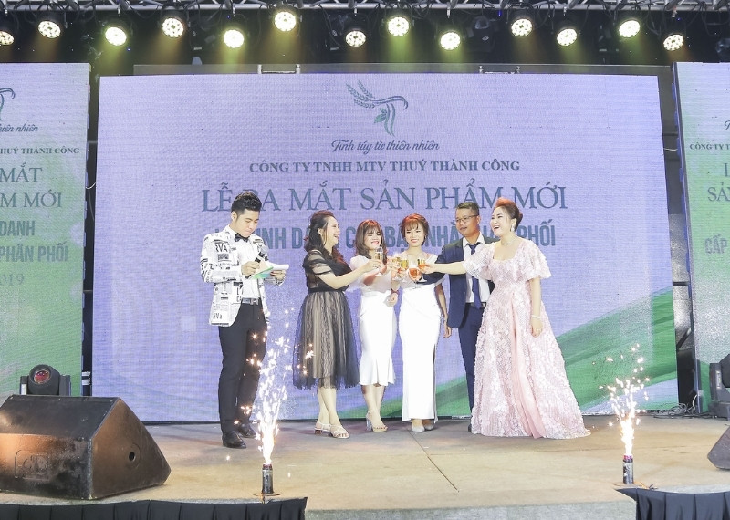 Backdrop lễ ra mắt màn hình LED