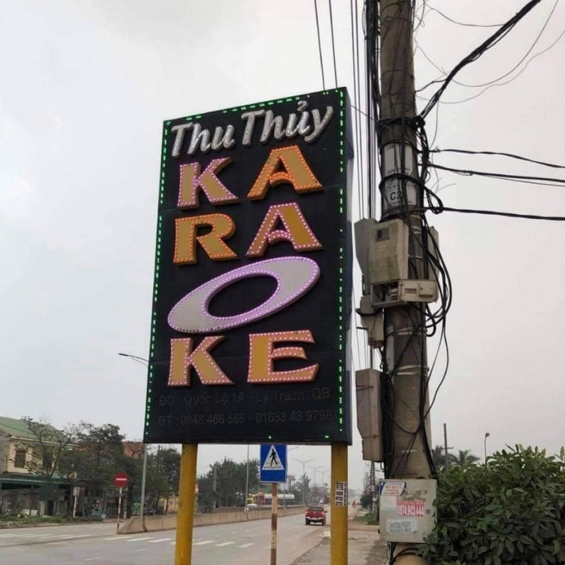 Biển vẫy Karaoke Thu Thủy